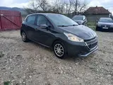 Peugeot 208 - 2
