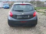 Peugeot 208 - 10
