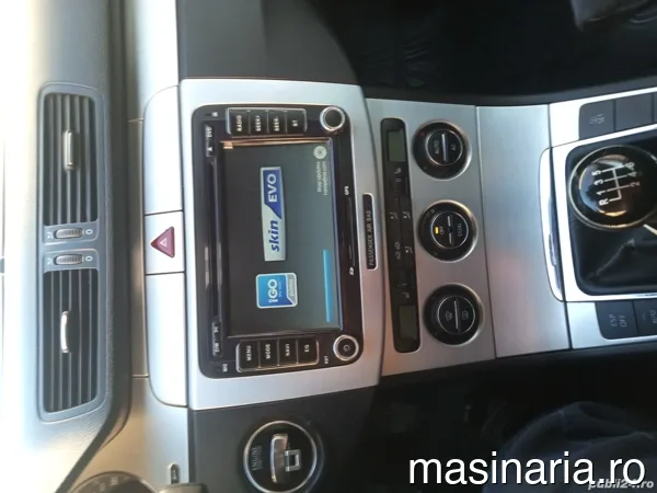 Volkswagen Passat CC #2