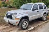 Jeep Cherokee - 4