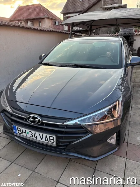 Hyundai Elantra #1