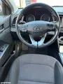 Hyundai Elantra - 6