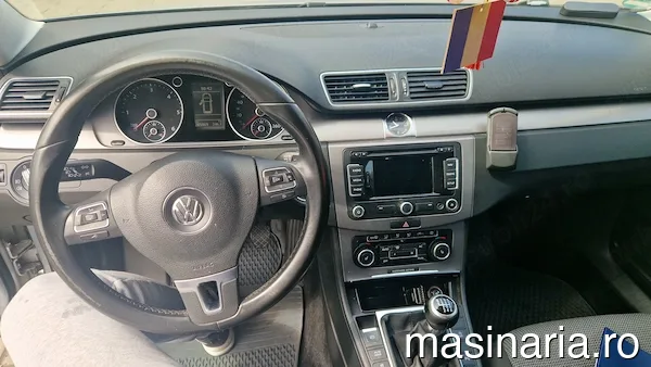 Volkswagen Passat #12
