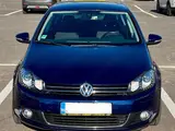 Volkswagen Golf - 2