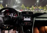 Volkswagen Golf - 8