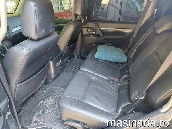 Mitsubishi Pajero #4