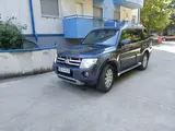 Mitsubishi Pajero - 6
