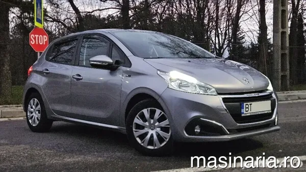 Peugeot 208 #2