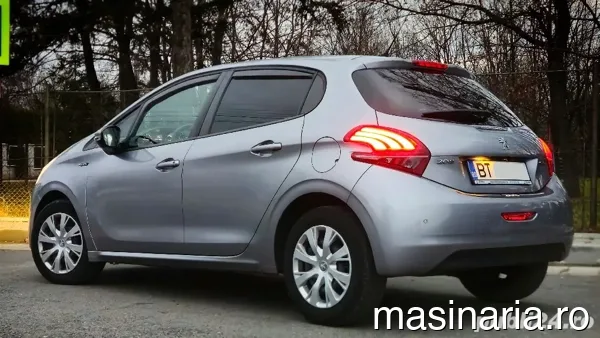 Peugeot 208 #3