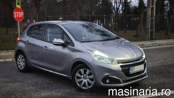 Peugeot 208 #8