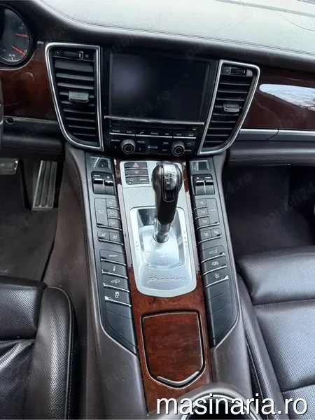 Porsche Panamera #3