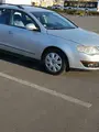 Volkswagen Passat - 2