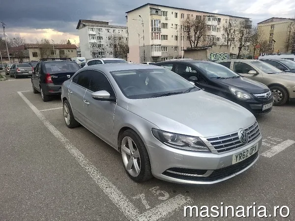 Volkswagen Passat CC #2