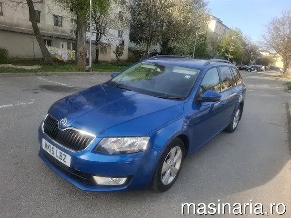 Volkswagen Passat CC #9