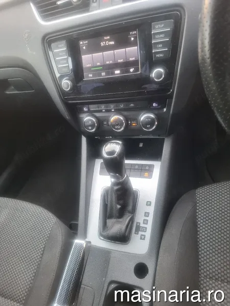 Volkswagen Passat CC #10