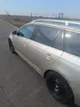 Volkswagen Golf - 5