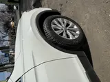 Volkswagen Tiguan - 1