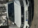Volkswagen Tiguan - 2