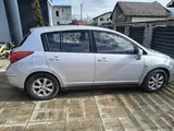 Nissan Tiida - 4