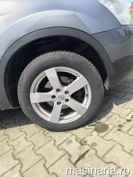 Nissan Qashqai+2 #10