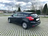 Ford Focus - 4