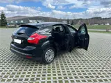 Ford Focus - 9