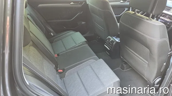 Volkswagen Passat #8