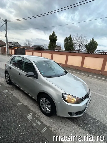Volkswagen Golf #6