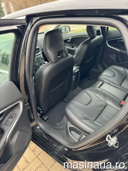 Volvo V40 #5