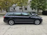 Volkswagen Passat - 4