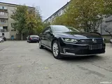 Volkswagen Passat - 9