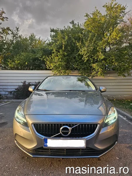 Volvo V40 #1