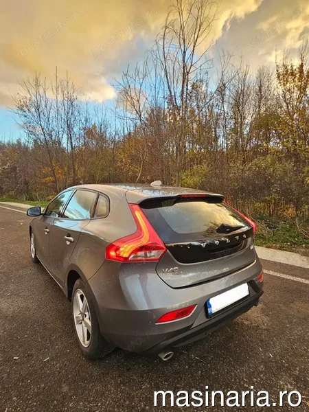 Volvo V40 #4