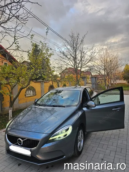 Volvo V40 #7