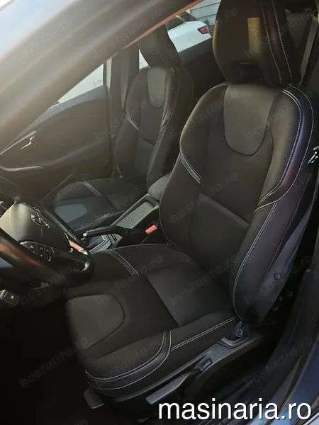Volvo V40 #8