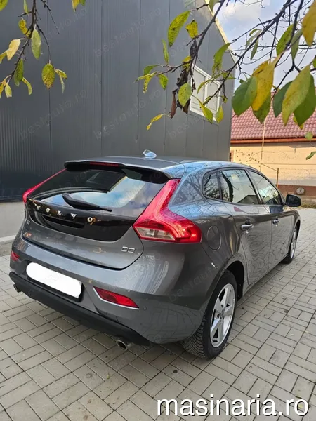 Volvo V40 #9