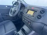 Volkswagen Golf - 2