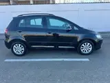 Volkswagen Golf - 4