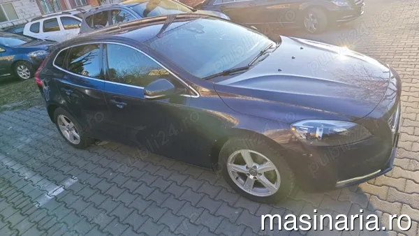 Volvo V40 #4