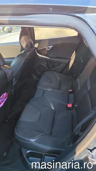 Volvo V40 #5