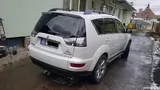 Mitsubishi Outlander - 3