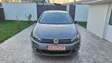 Volkswagen Golf - 2