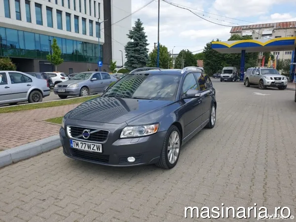 Volvo V50 #1