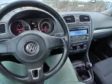 Volkswagen Golf - 8