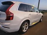 Volvo XC90 - 13
