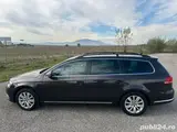 Volkswagen Passat - 4