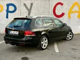Volkswagen Golf - 3