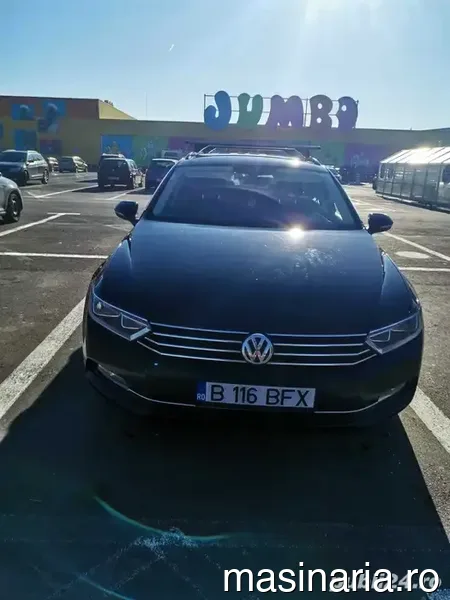 Volkswagen Passat #1
