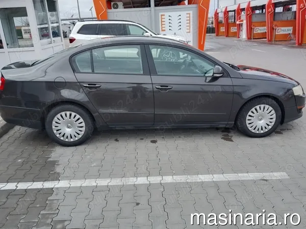 Volkswagen Passat #1