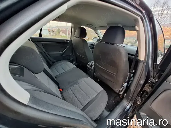 Volkswagen Jetta #6